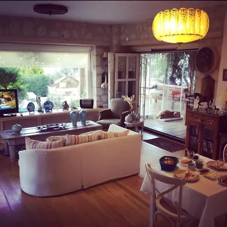 Cesme Stone Hedge Villa *