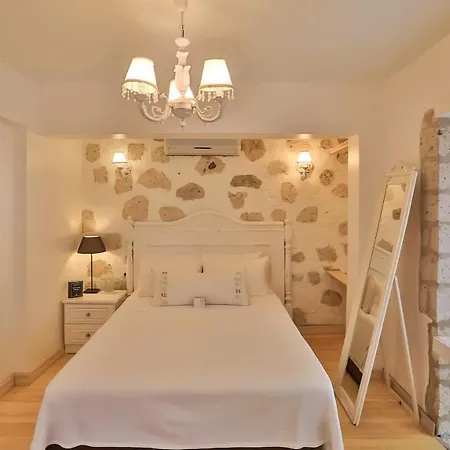 Cesme Stone Hedge Villa